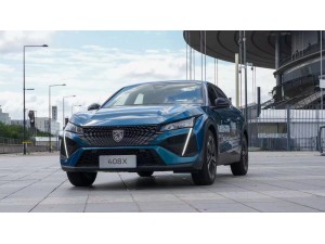 東風標致 408X